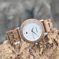 Grapevine drevené hodinky pánske