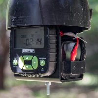 MOULTRIE Directional - Digitálni smerový podávač krmiva so zásobníkom 25L MFG-13282